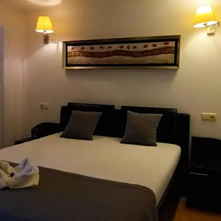 Old Town Prie Vijuneles Ezero Druskieniki