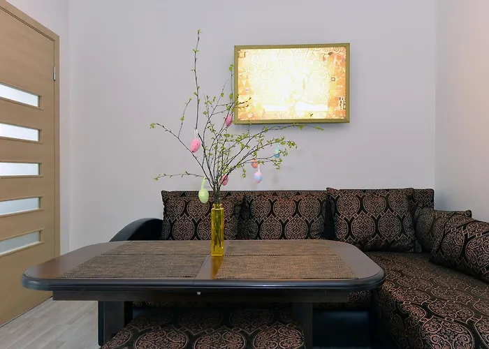 Old Town Prie Vijuneles Ezero